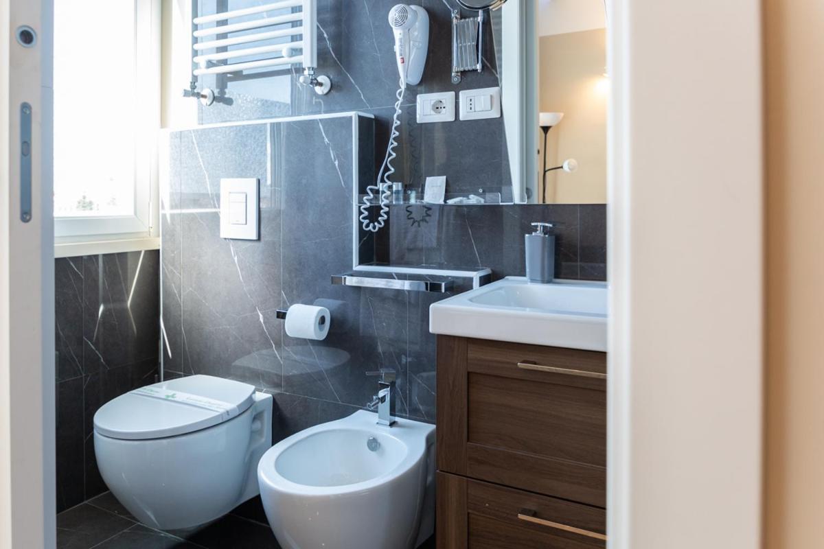 Pescara Centro Luxury Suite II Deluxe Rooms المظهر الخارجي الصورة